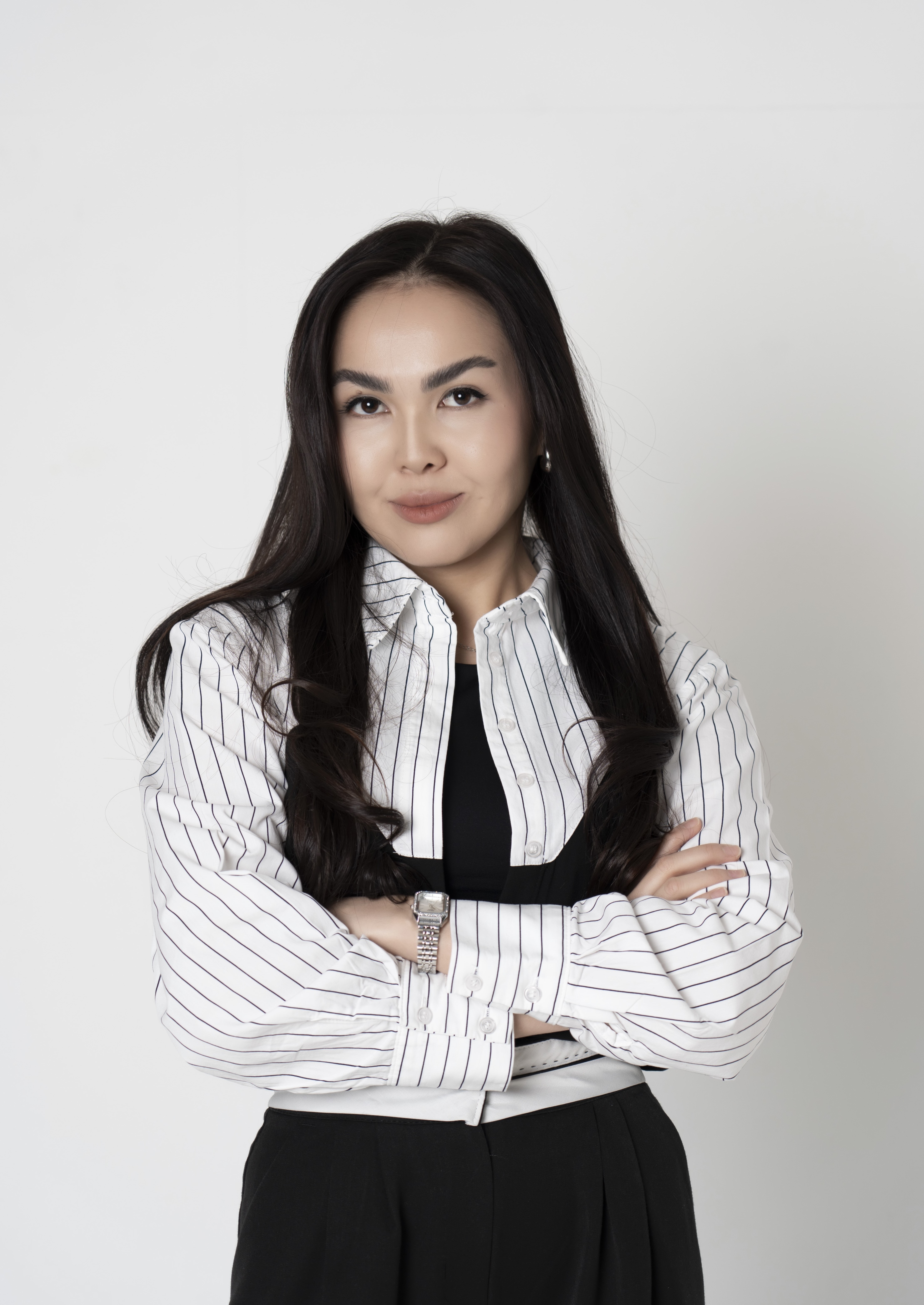 Адема Секербаева - соучредитель ADEMMEBELSCHOOL, эксперт по продажам и клиентской работе